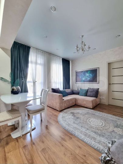 2-к. квартира, 61 м², 2/17 эт.