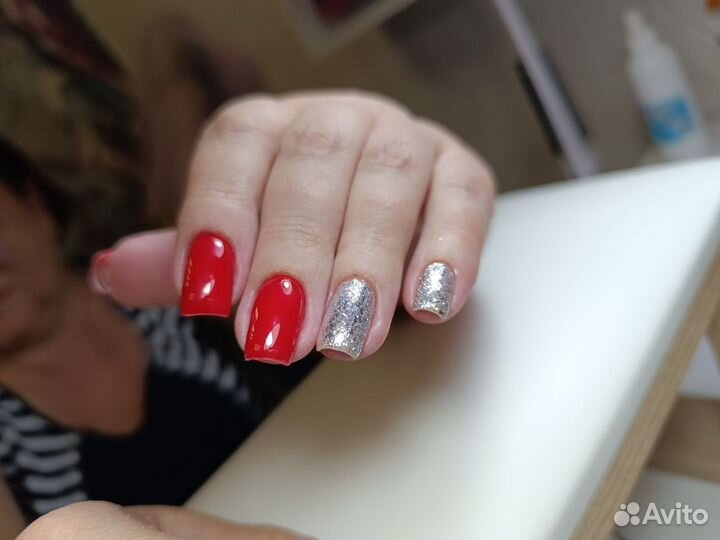 Маникюр педикюр