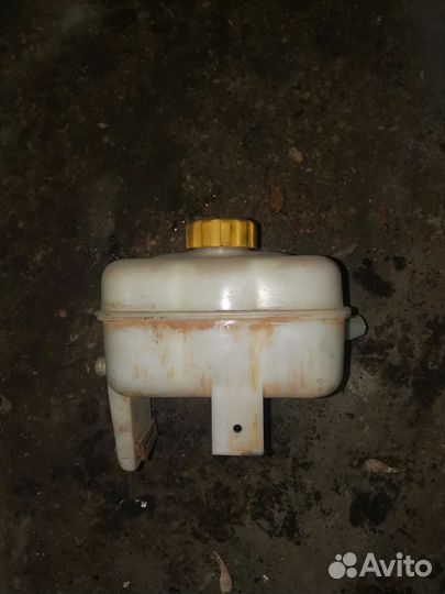 Расширительный бачок Daewoo Nubira 2