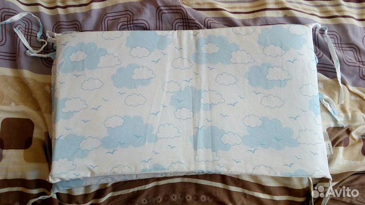 Бортики в кроватку