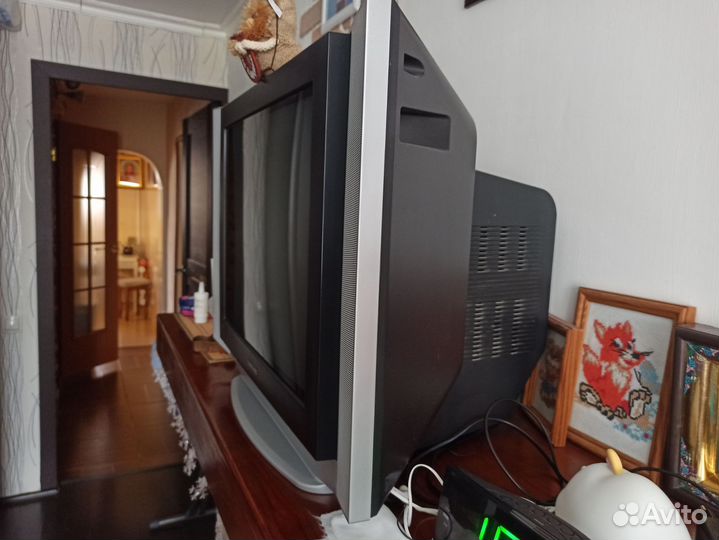 Телевизор samsung