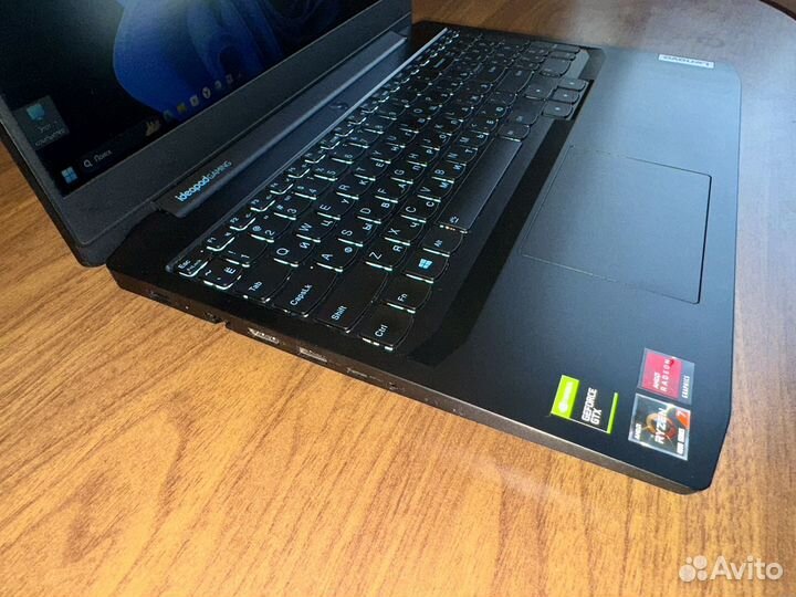 Ноутбук Lenovo