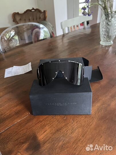 Солнцезащитные очки