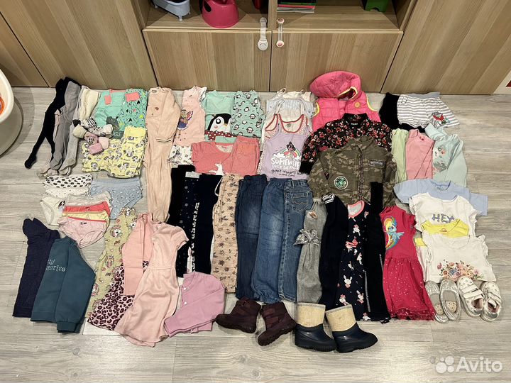 Пакет (70 единиц) вещей 98,104