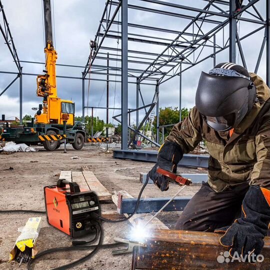 Требуется Сварщик