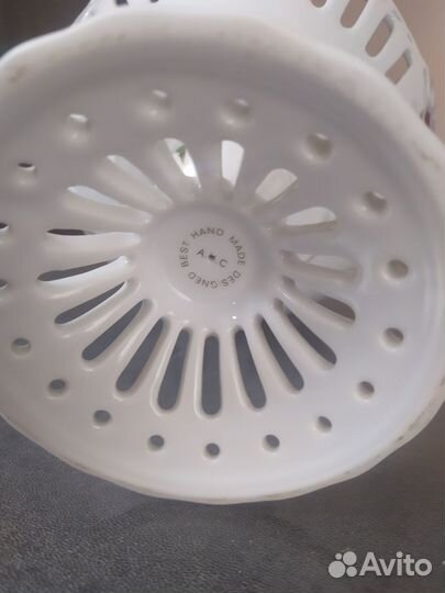 Ваза для фруктов на ножке фарфор