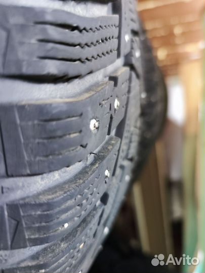 Hankook Winter I'Pike 225/50 R17