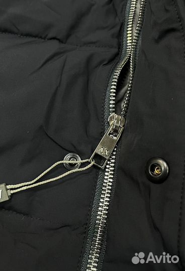 Зимний стиль: мужской пуховик от Armani