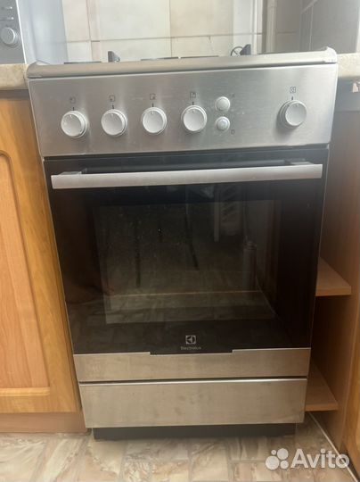 Газовая плита (50-55 см) Electrolux EKG950100X