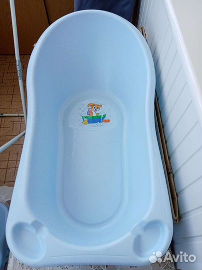 Ванночка для купания с подставкой