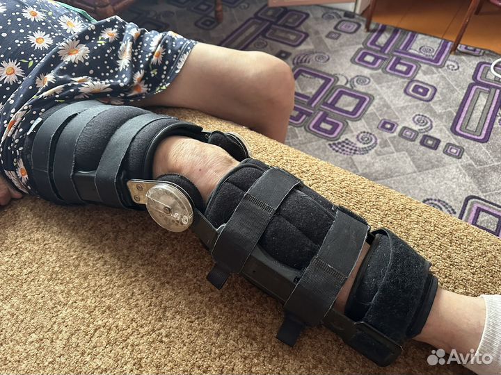 Коленный ортез Orlett