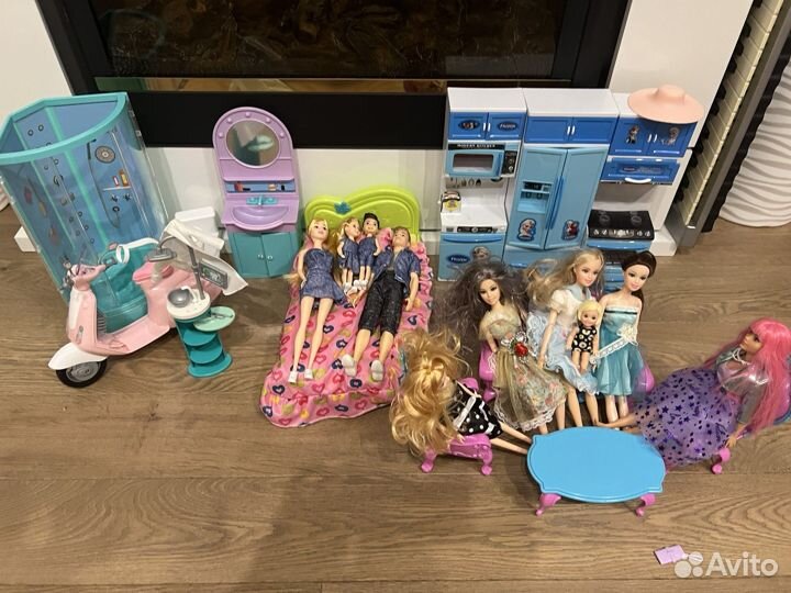 Игровой набор для девочки,куклы и аксессуары