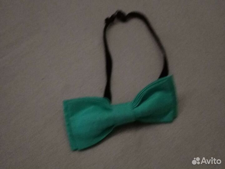 Бабочка салатовый цвет