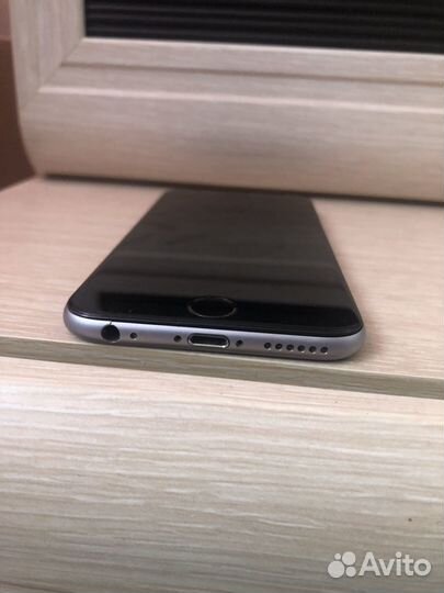 iPhone 6S, 64 ГБ