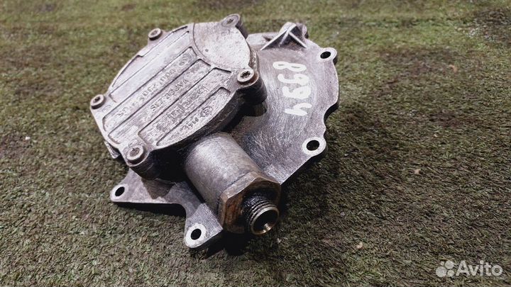 Насос вакуумный 2.3 D Vito W638