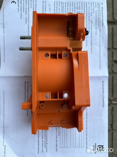 Корпус картер Husqvarna 137 142 китай