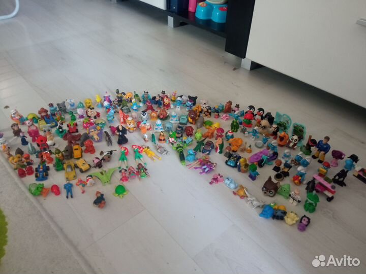 Игрушки из киндера