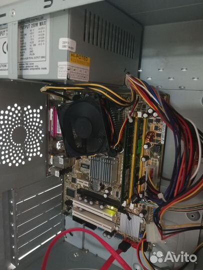 Компьютер в сборе с монитором