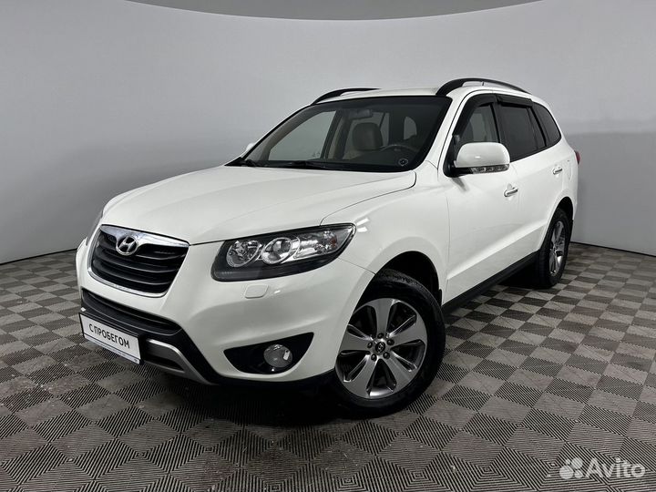 Белый санта фе. Hyundai Santa Fe II 2012 белый. Hyundai Santa Fe cm Рестайлинг. Белый Санта-Фе 2012. Hyundai Santa Fe 2 cm White 2009.