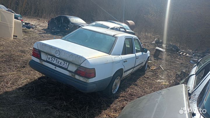 В Разбор Мерседес w124