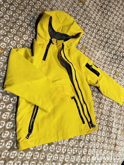 Куртка zara 122