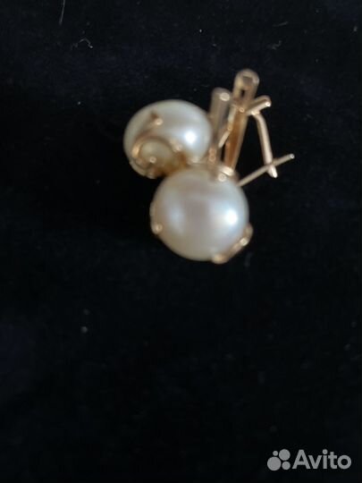 Золотые серьги