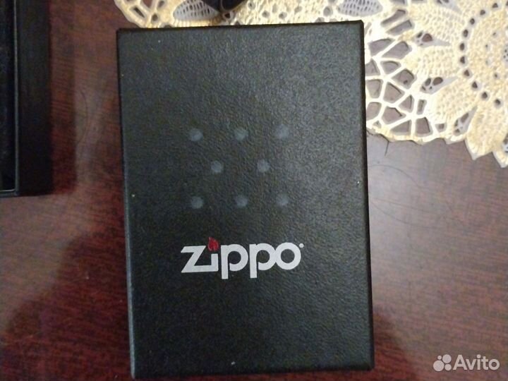 Зажигалка бензиновая zippo