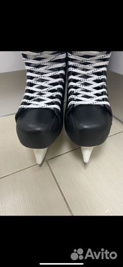 Хоккейные коньки bauer 42 размер