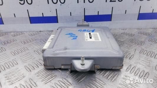 Блок управления toyota prius XW20 (GBG01NC04)