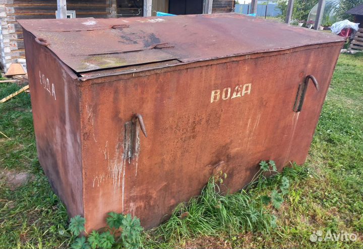 Бак для воды металлический 6 кубов