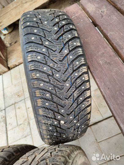 Nokian Tyres Hakkapeliitta 8 185/70 R14