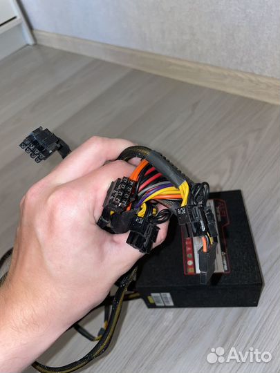 Блок питания chieftec 1000w