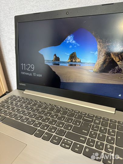 Ноутбук lenovo