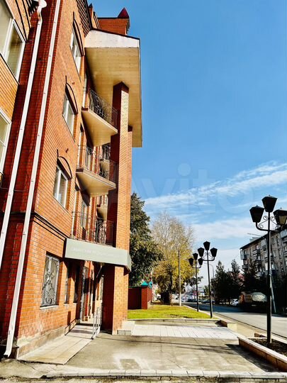 4-к. квартира, 141,9 м², 3/7 эт.