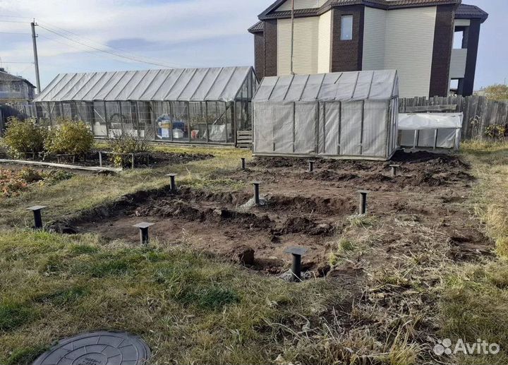 Подъем домов на винтовые и жб сваи под ключ