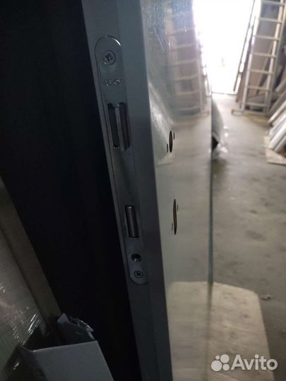 Двери металл серая эмаль м/м 980 на 2060