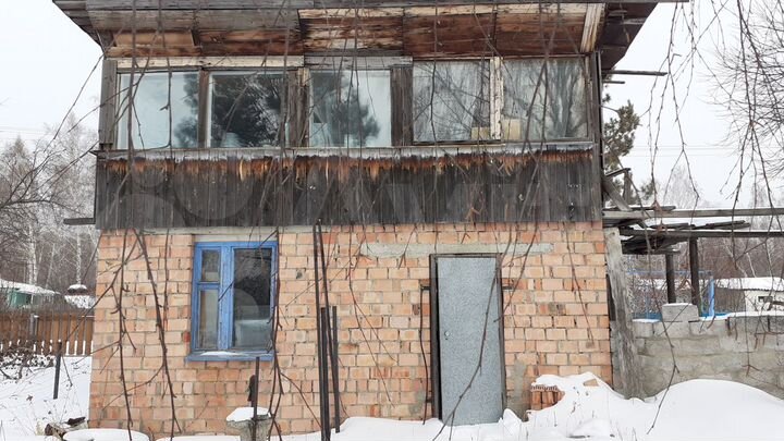 Дом 65 м² на участке 6,5 сот.