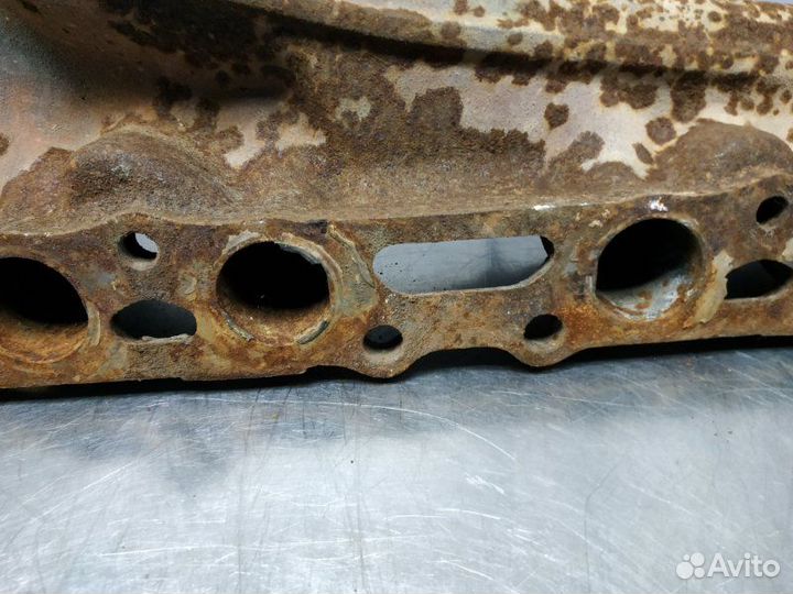 Выпускной коллектор Toyota Crown Majesta JZS155