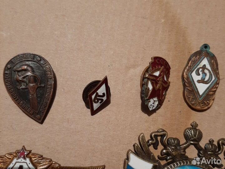 Значки знаки тяжелые