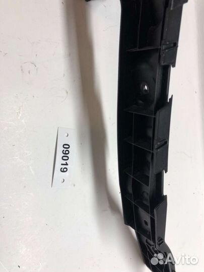 Кронштейн крепления бампера Buick Encore GX 42763646