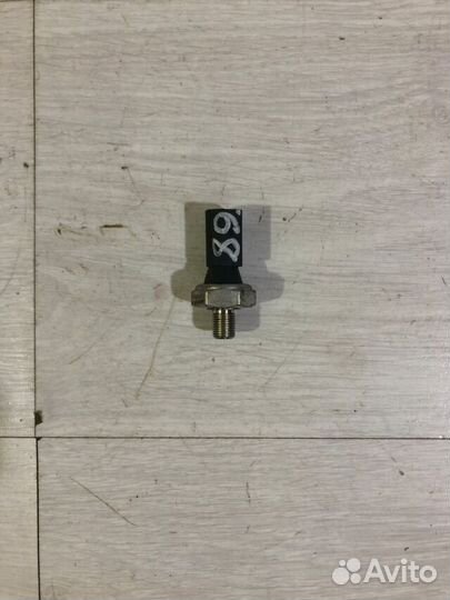 Датчик давления масла volkswagen golf 6 1.4 мт хет