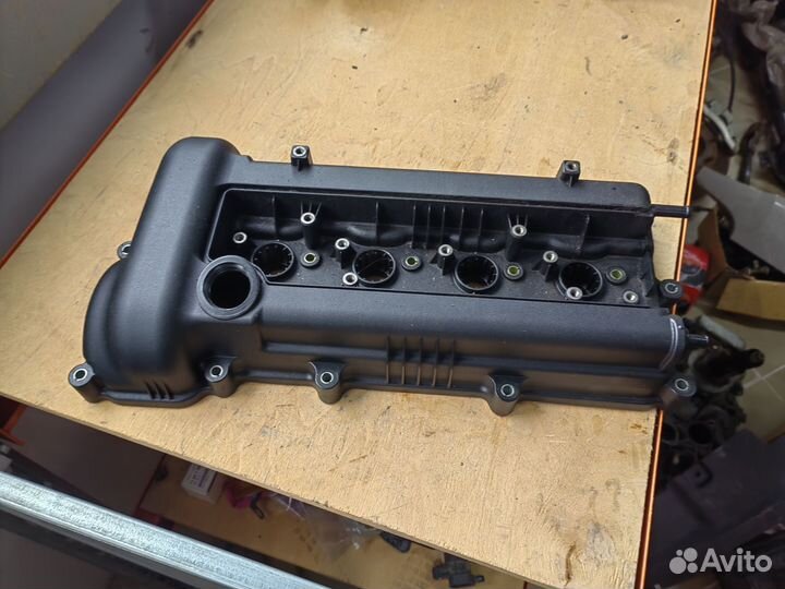 Клапанная крышка Hyundai Solaris/Kia Rio 1.6 1.4