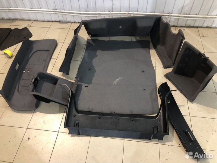 Обшивки багажника Bmw 5 E39