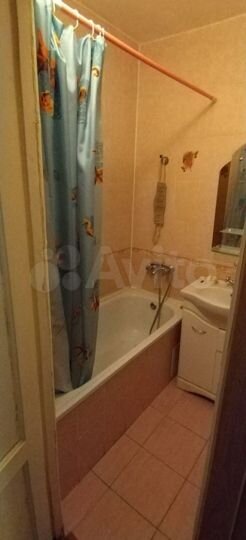 2-к. квартира, 43 м², 3/5 эт.