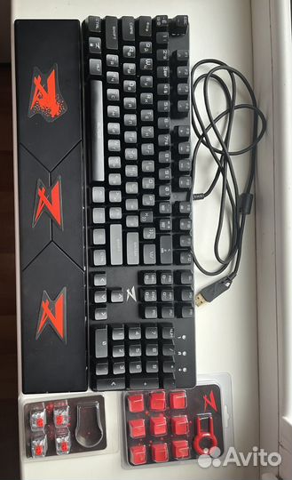 Игровая клавиатура с подсветкой