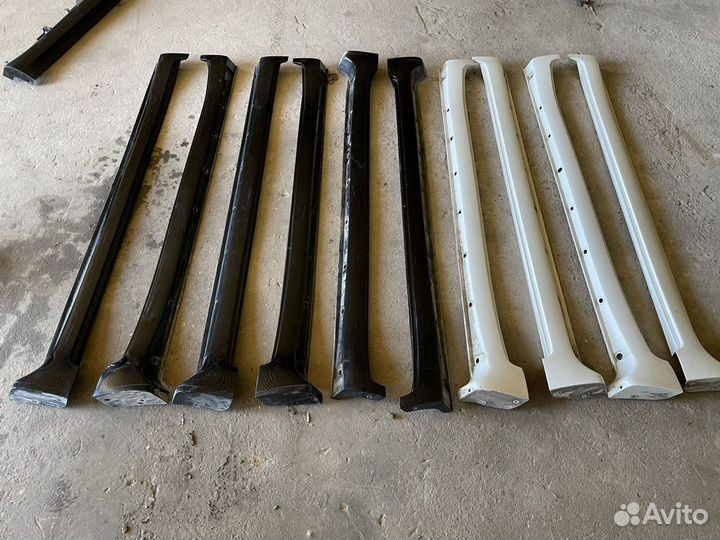 Пороги toyota land cruiser 200 оригинал в цвет