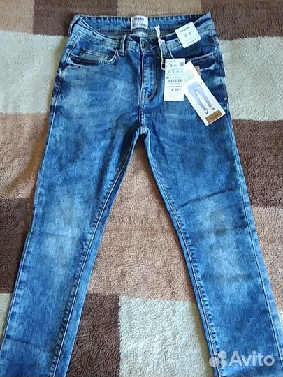 Джинсы