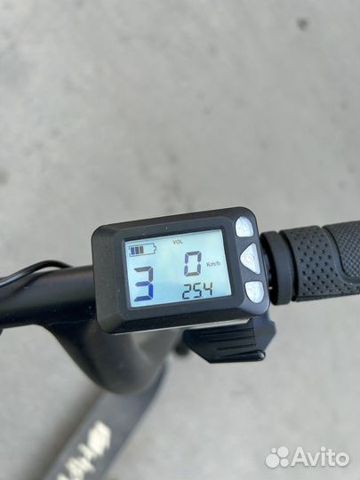 Электросамокат hiper