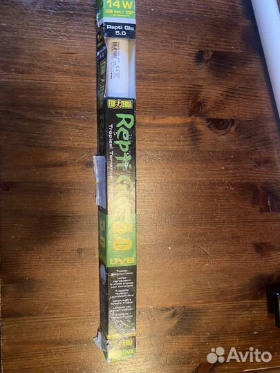 Лампа ультрафиолетовая Repri Glo 5.0 14w 38 см
