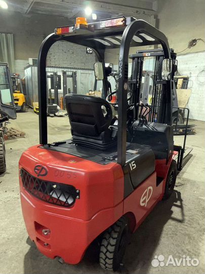 Вилочный погрузчик EP Equipment CPD18F8, 2022